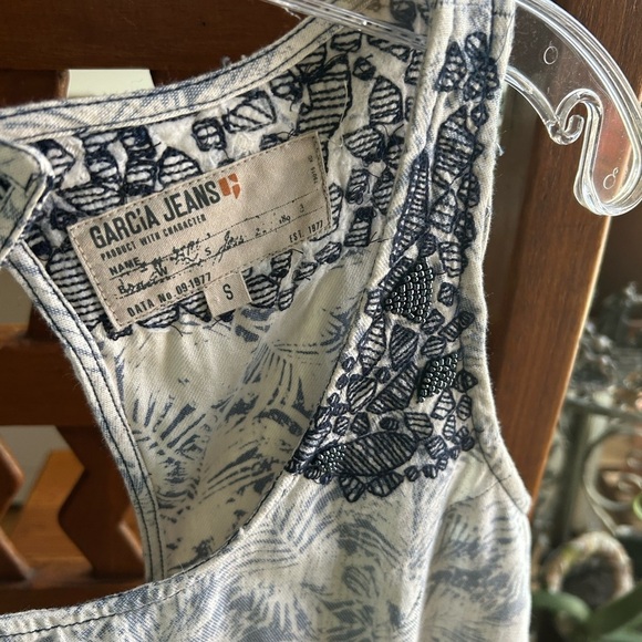 Blue Embellished Cut Out Tank Top Small - Picture 6 of 15